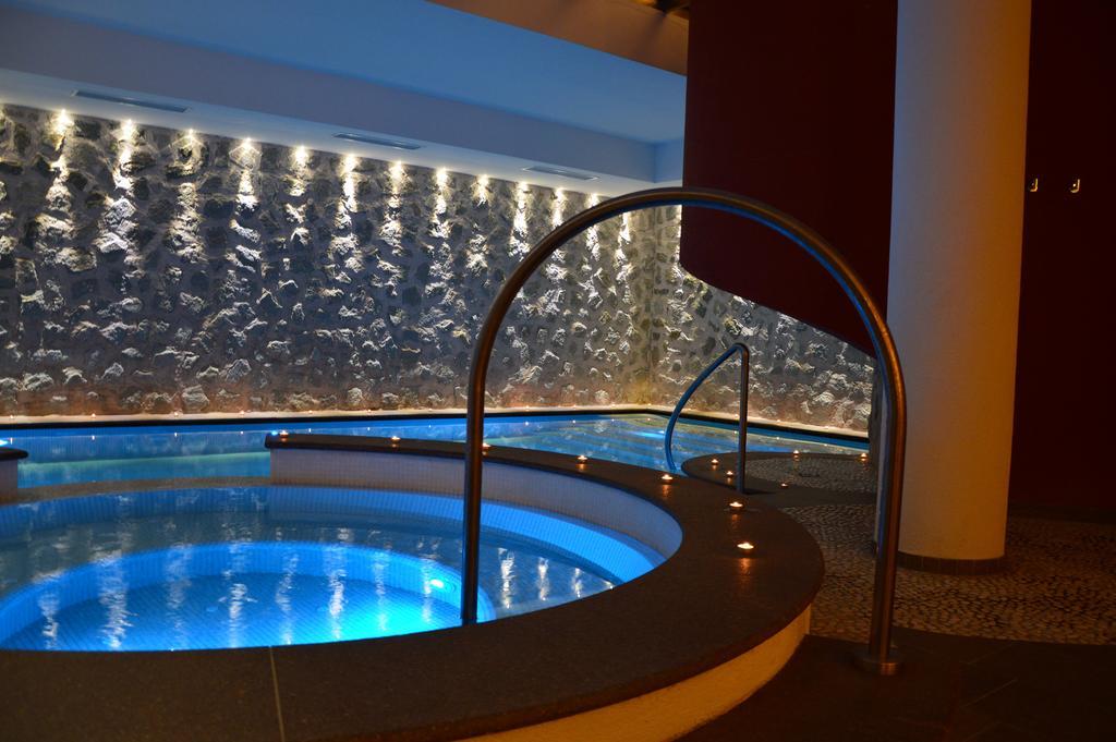 Hotel Garnì Carpe Diem Vigo di Fassa Buitenkant foto