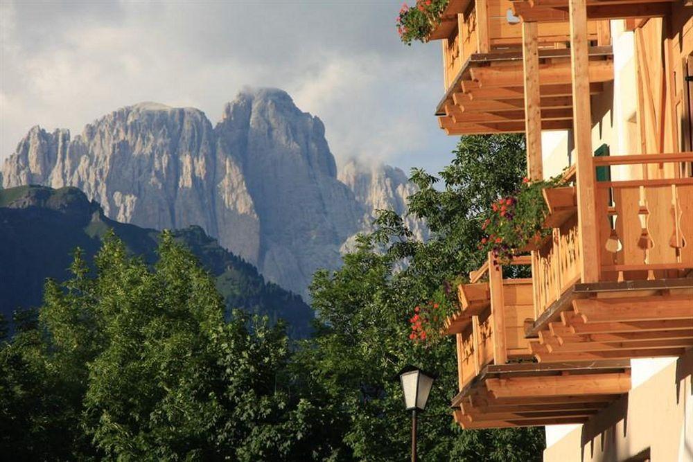 Hotel Garnì Carpe Diem Vigo di Fassa Buitenkant foto