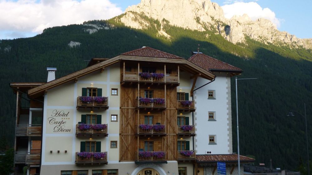 Hotel Garnì Carpe Diem Vigo di Fassa Buitenkant foto